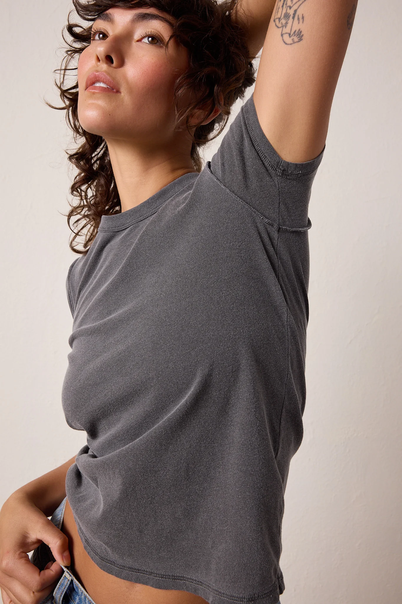 NSF Alessi Shrunken Fine Jersey Tee - Faded Black - Renuaun