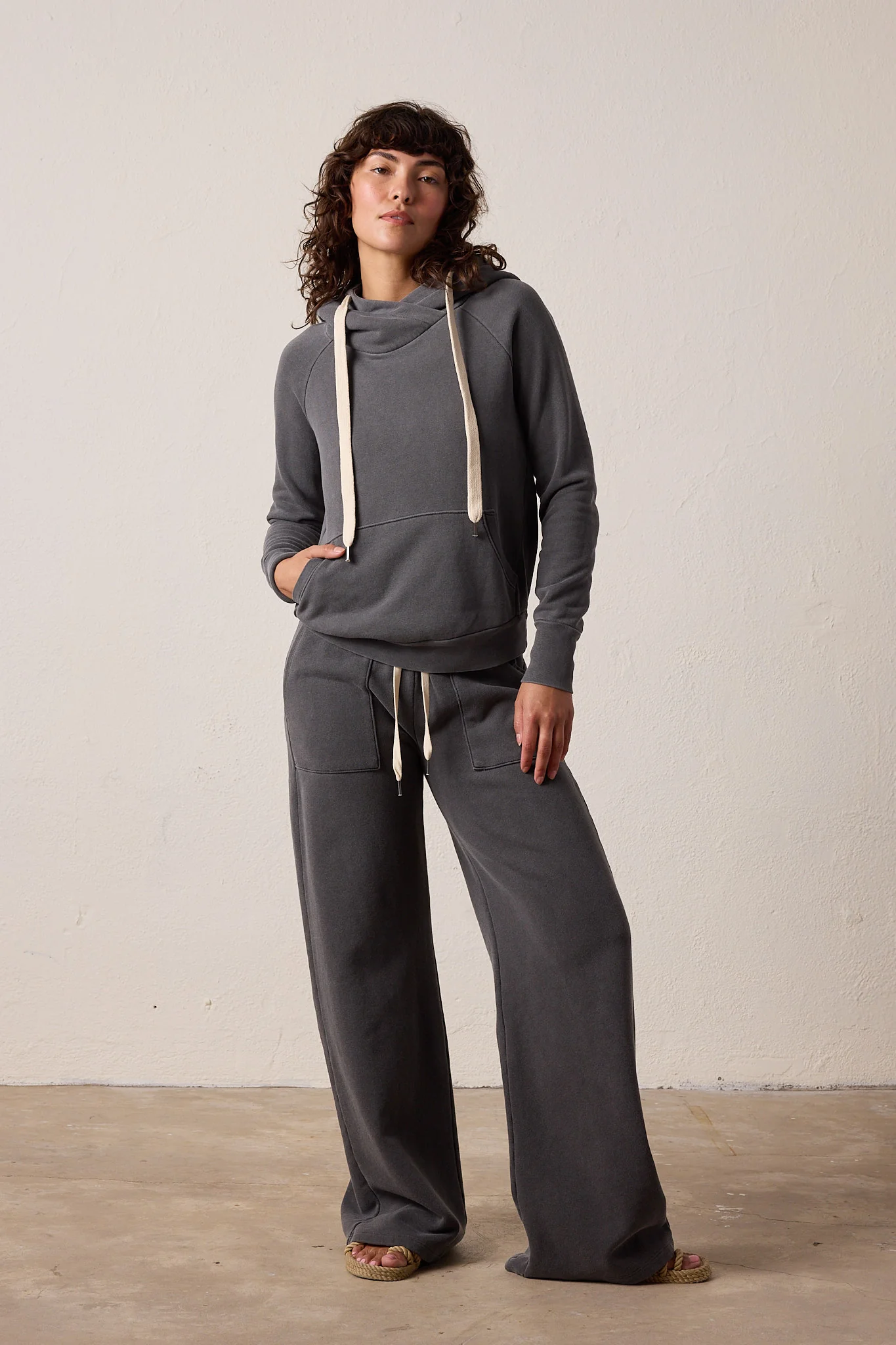 NSF Franky Wide Leg Loop Terry Sweatpant - Faded black - Renuaun
