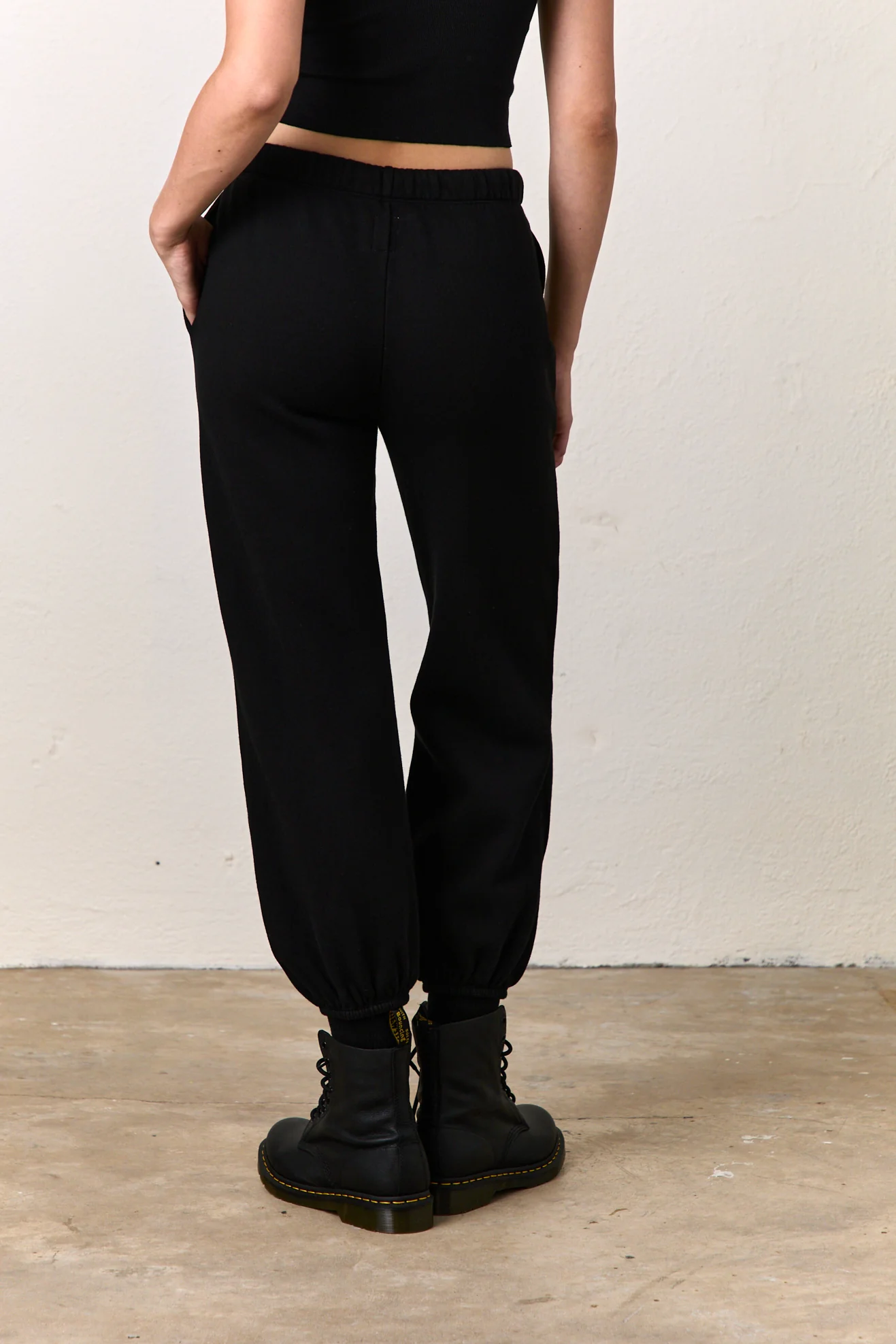 SHANE BILLOW COZY FLEECE SWEATPANT/ BLACK - Renuaun