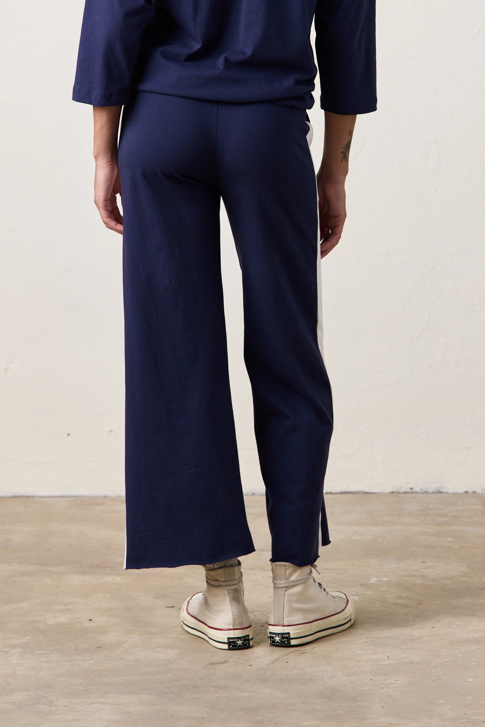 RILEY WIDE LEG JERSEY PANT / NAVY/IVORY - Renuaun