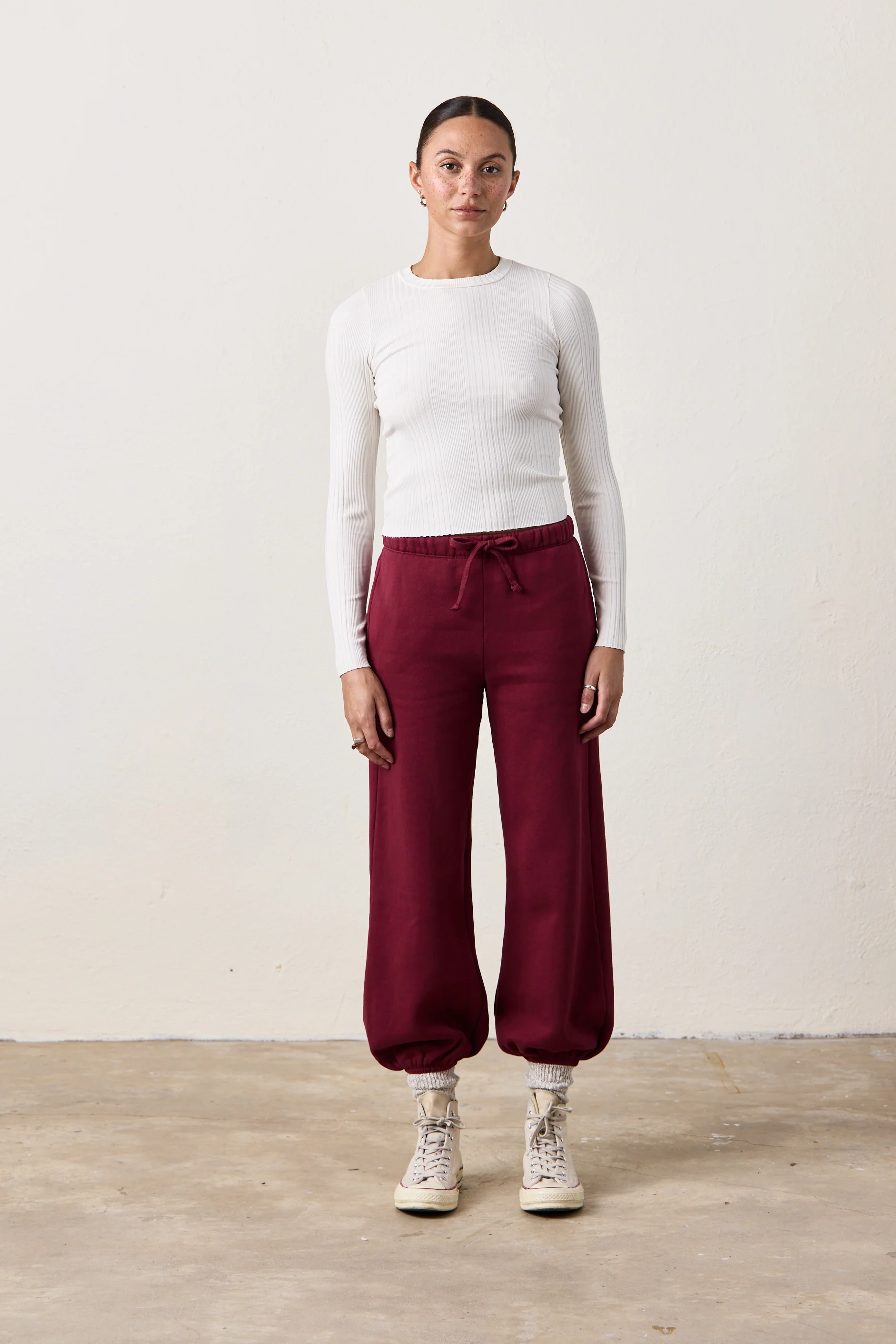 SHANE BILLOW COZY FLEECE SWEATPANT / DARK CHERRY - Renuaun