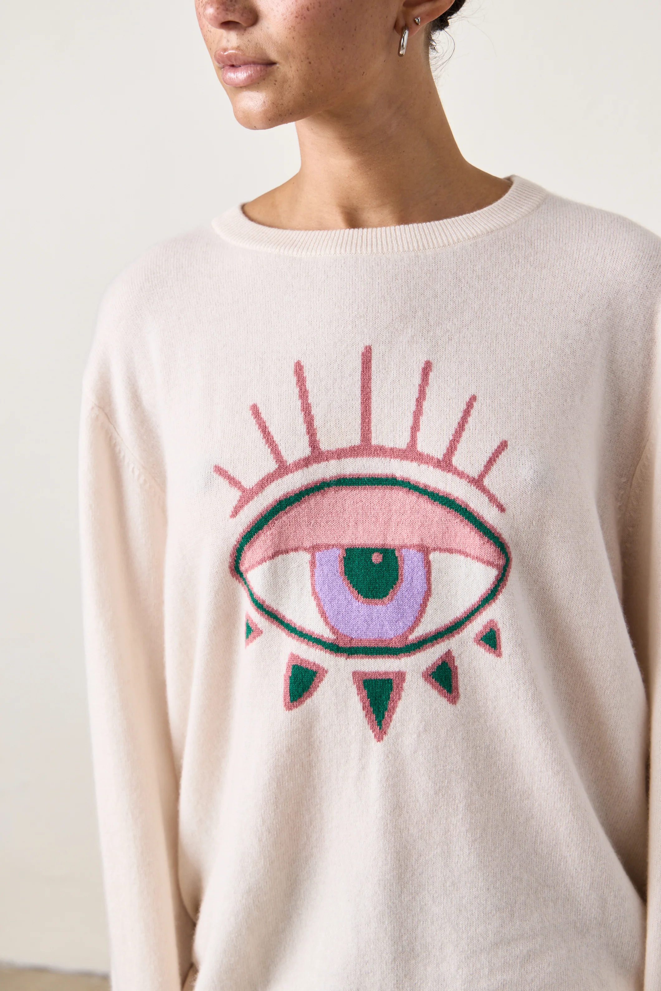 NSF X Jacquie Aiche - Big Eye Cashmere Crew - Feather - Renuaun