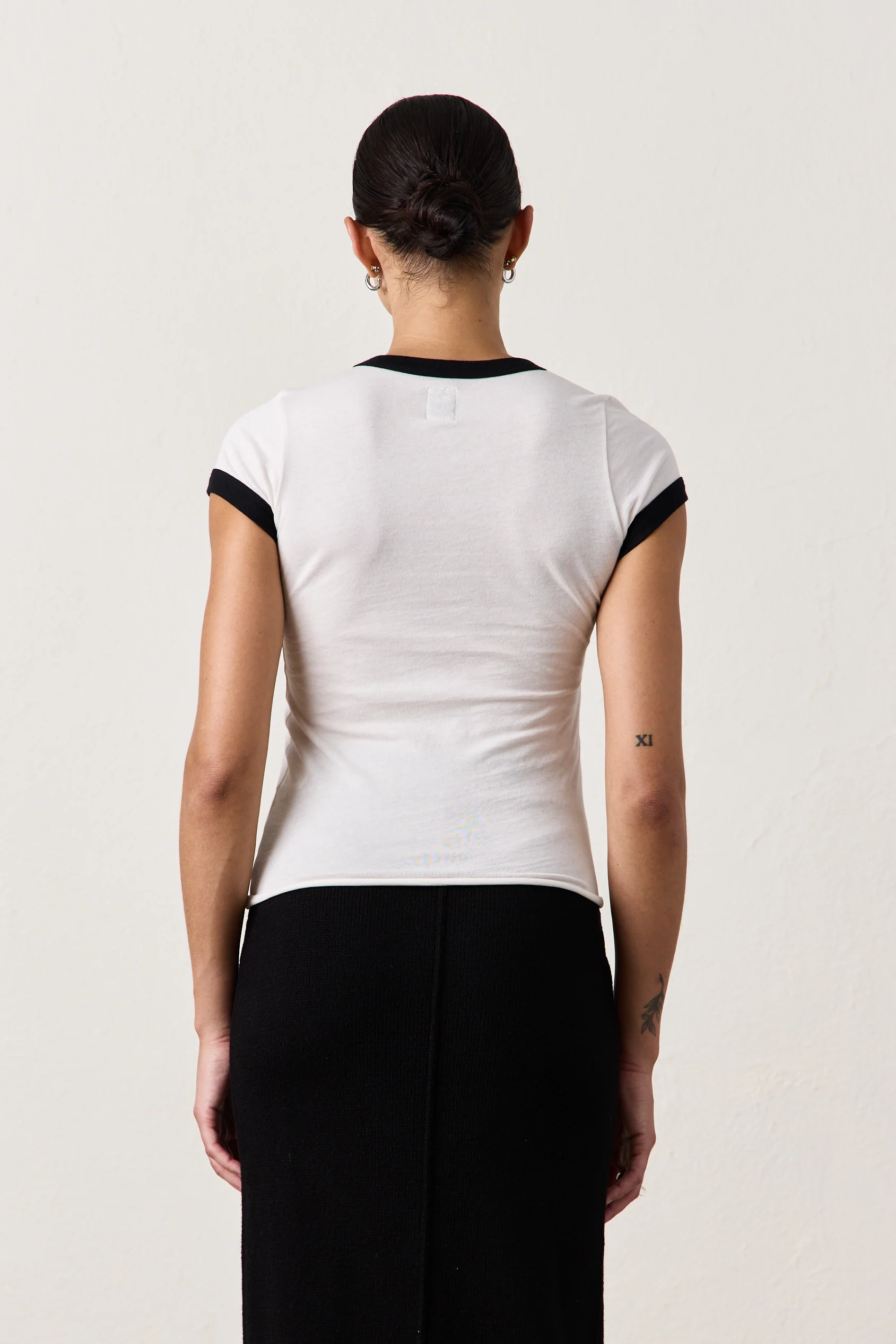 BODHI FINE JERSEY RINGER BABY TEE / IVORY/BLACK - Renuaun