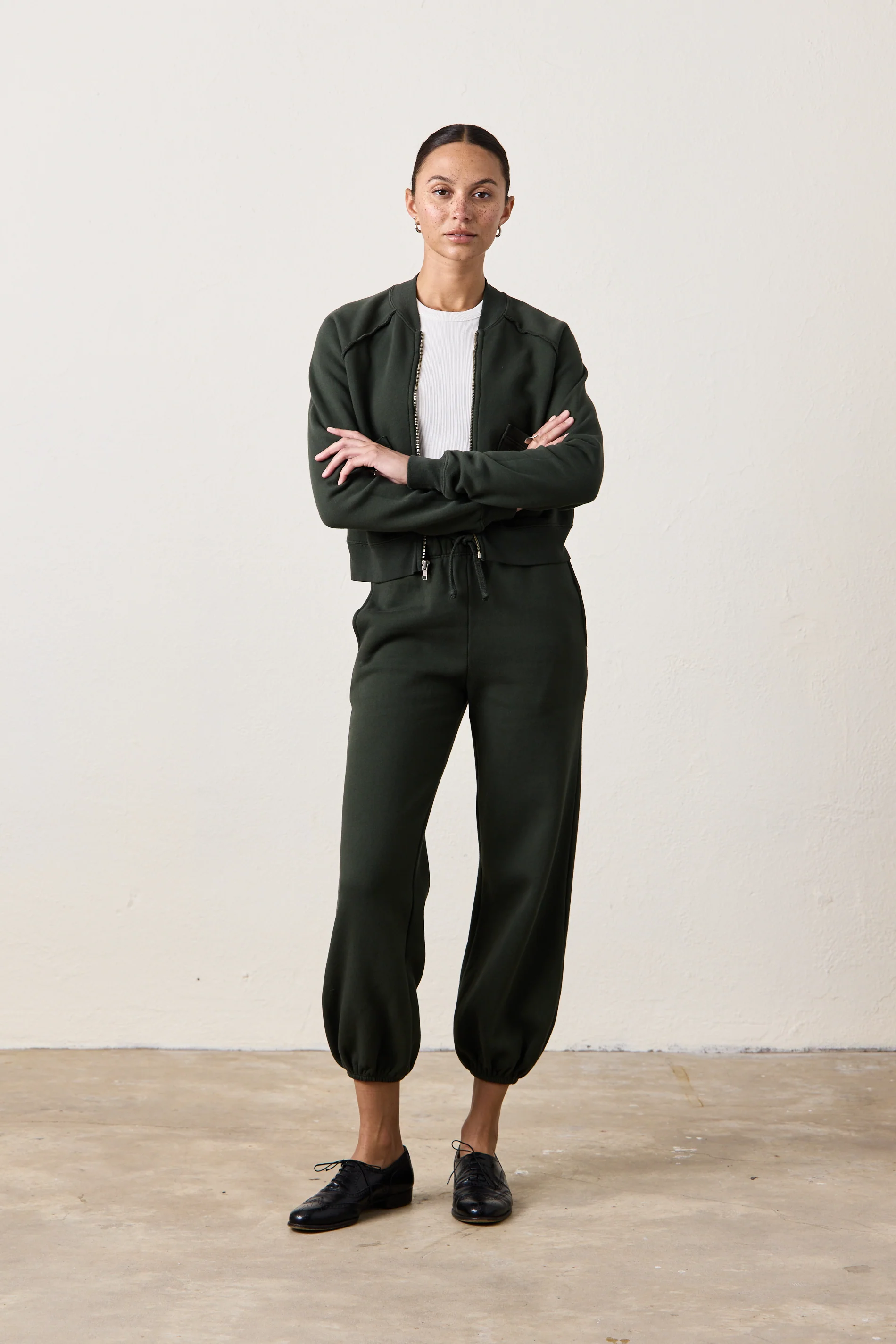 SHANE BILLOW COZY FLEECE SWEATPANT / DARK OLIVE - Renuaun