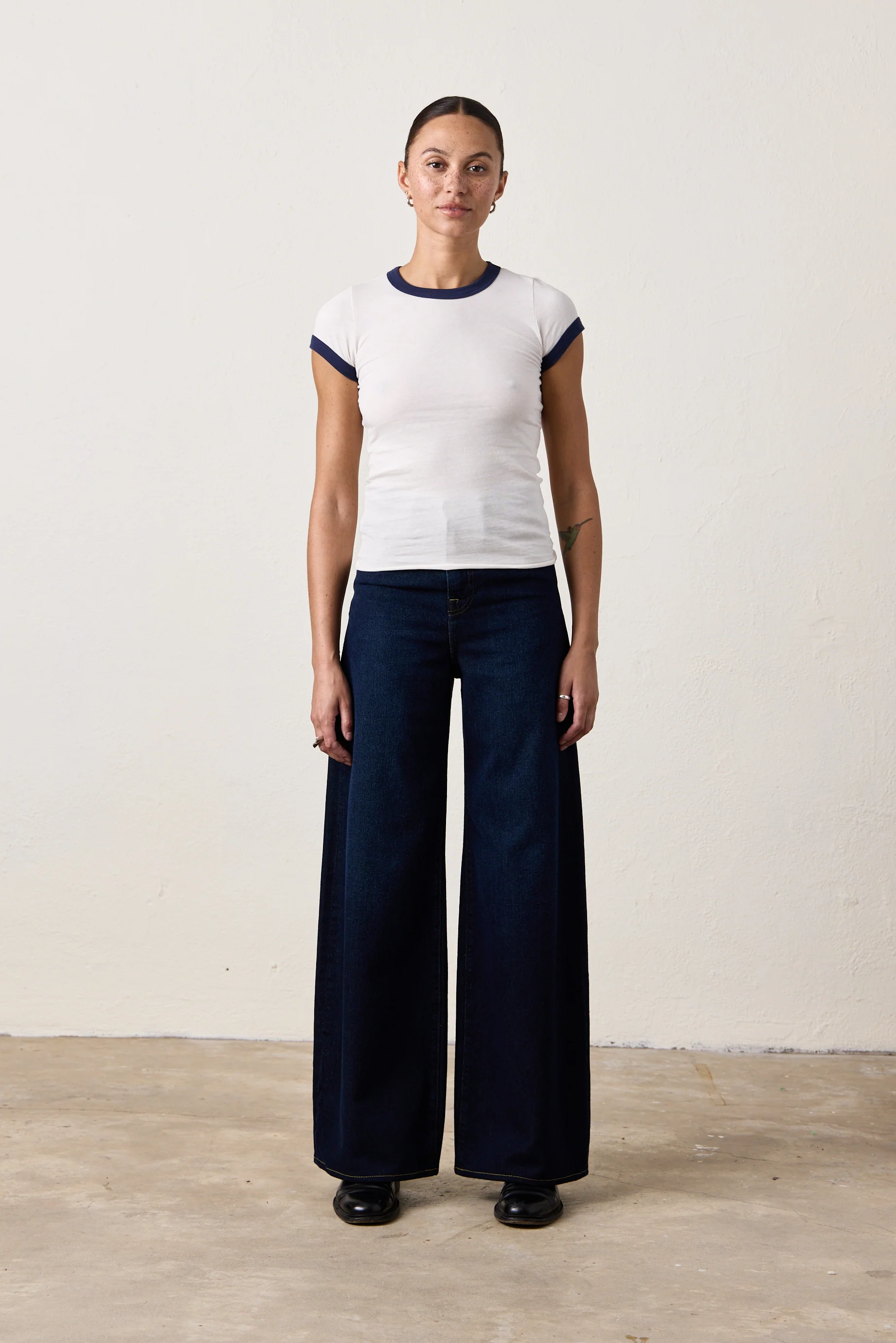 BODHI FINE JERSEY RINGER BABY TEE / IVORY/NAVY - Renuaun