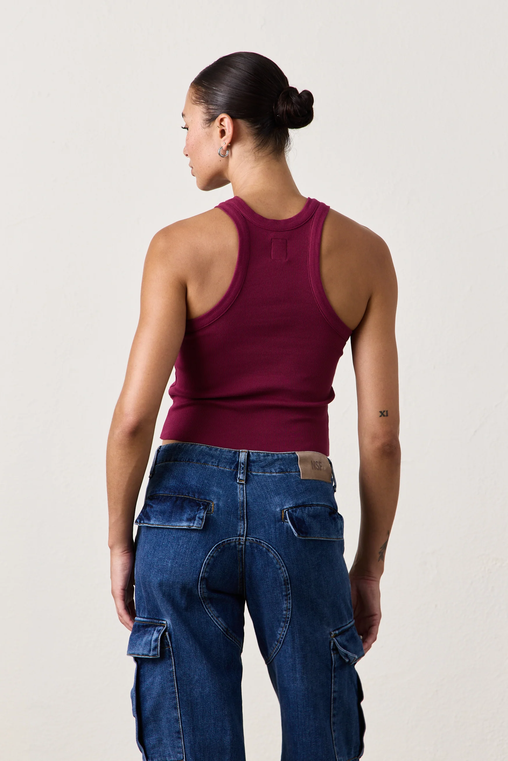 AMAYA FITTED CROP RIB TANK / DARK CHERRY - Renuaun