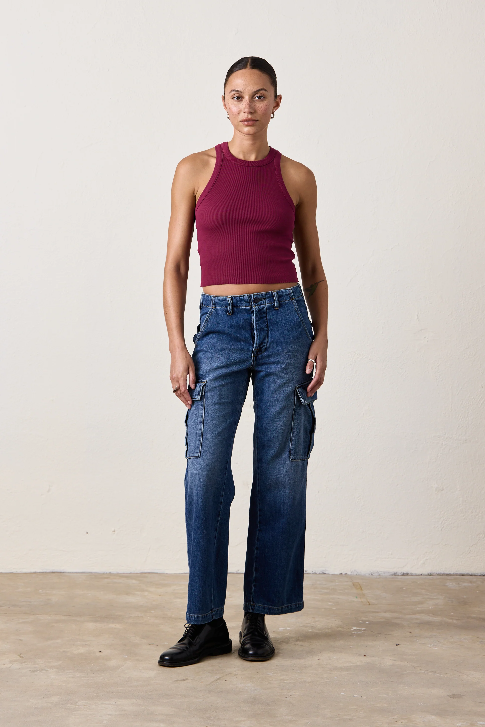 AMAYA FITTED CROP RIB TANK / DARK CHERRY - Renuaun
