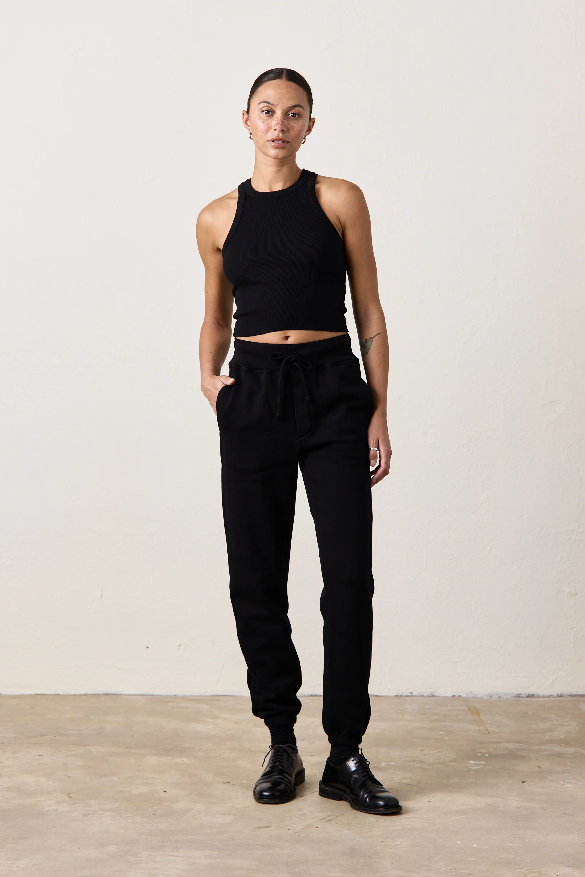 ISABELLA HIGH WAIST COZY FLEECE SWEATPANT / BLACK - Renuaun