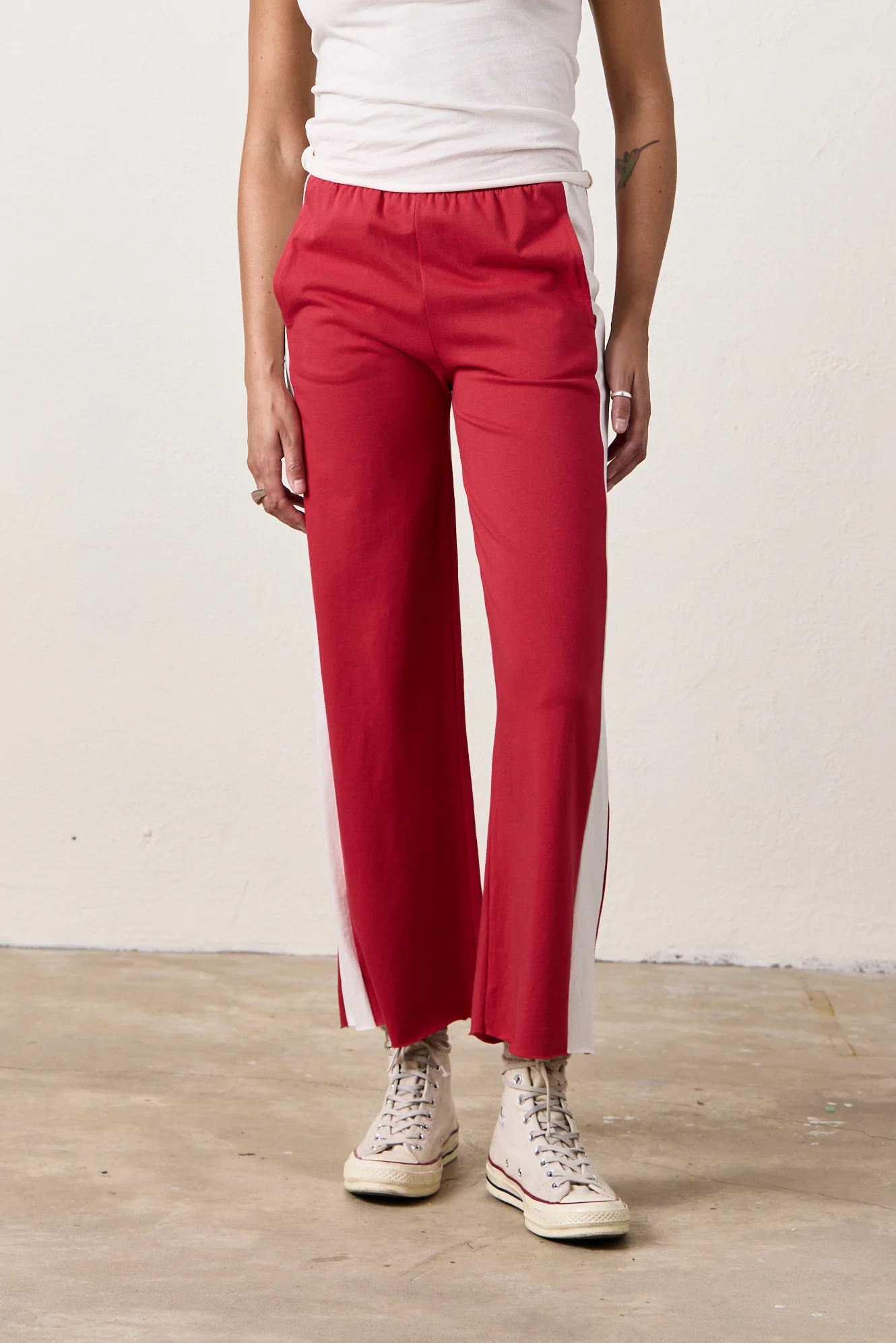 RILEY WIDE LEG JERSEY PANT / RED/IVORY - Renuaun