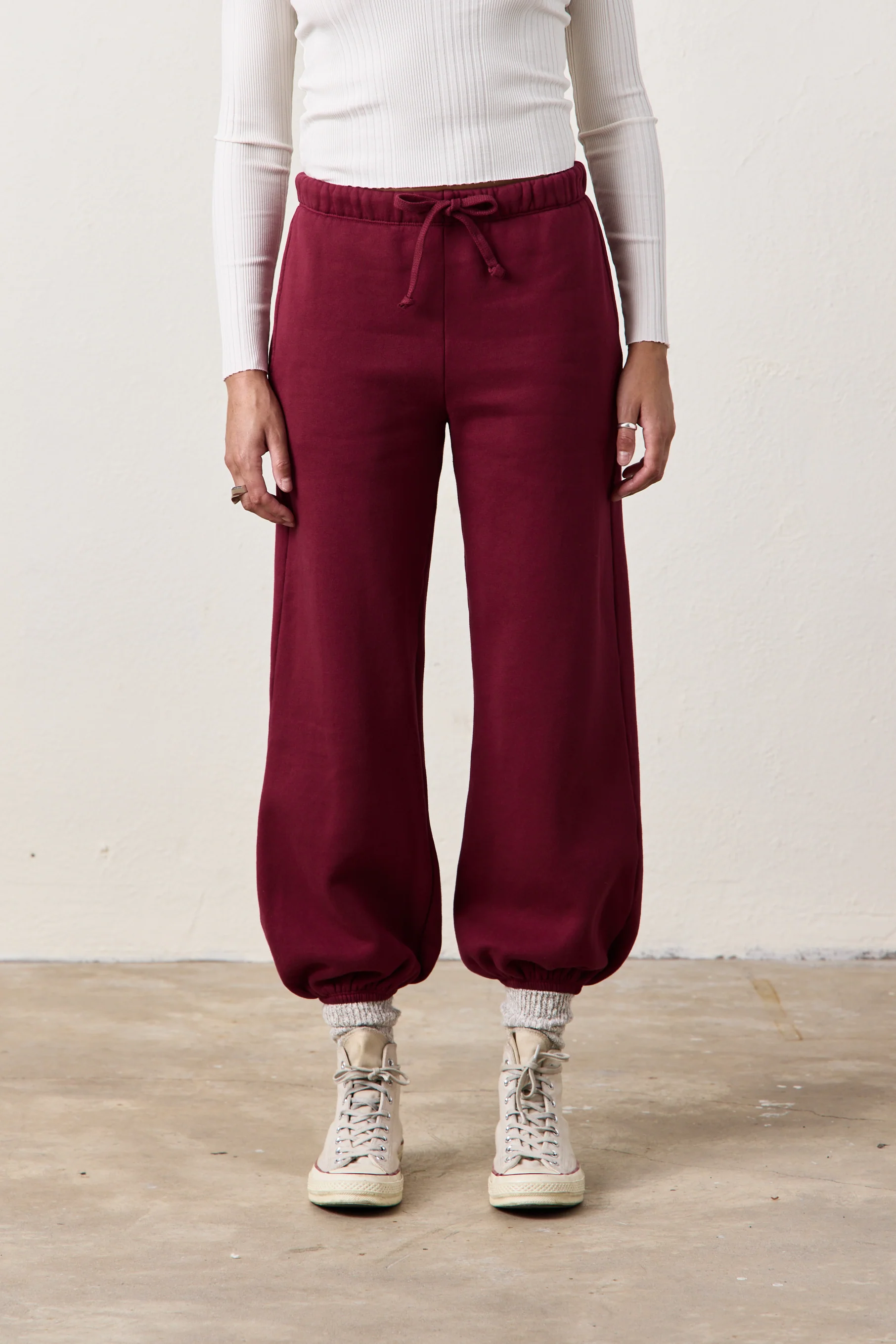SHANE BILLOW COZY FLEECE SWEATPANT / DARK CHERRY - Renuaun