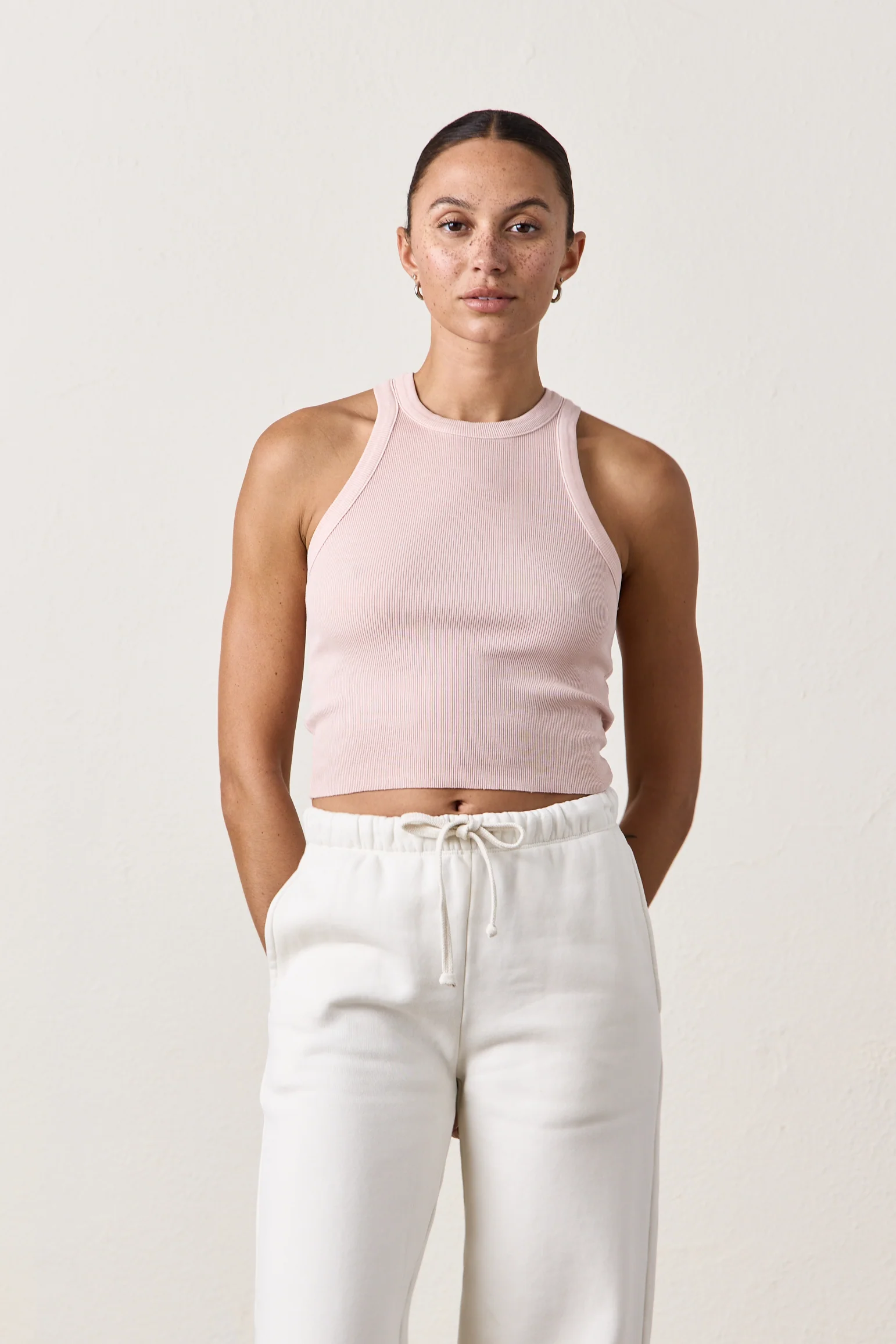 AMAYA FITTED CROP RIB TANK / ROSY - Renuaun
