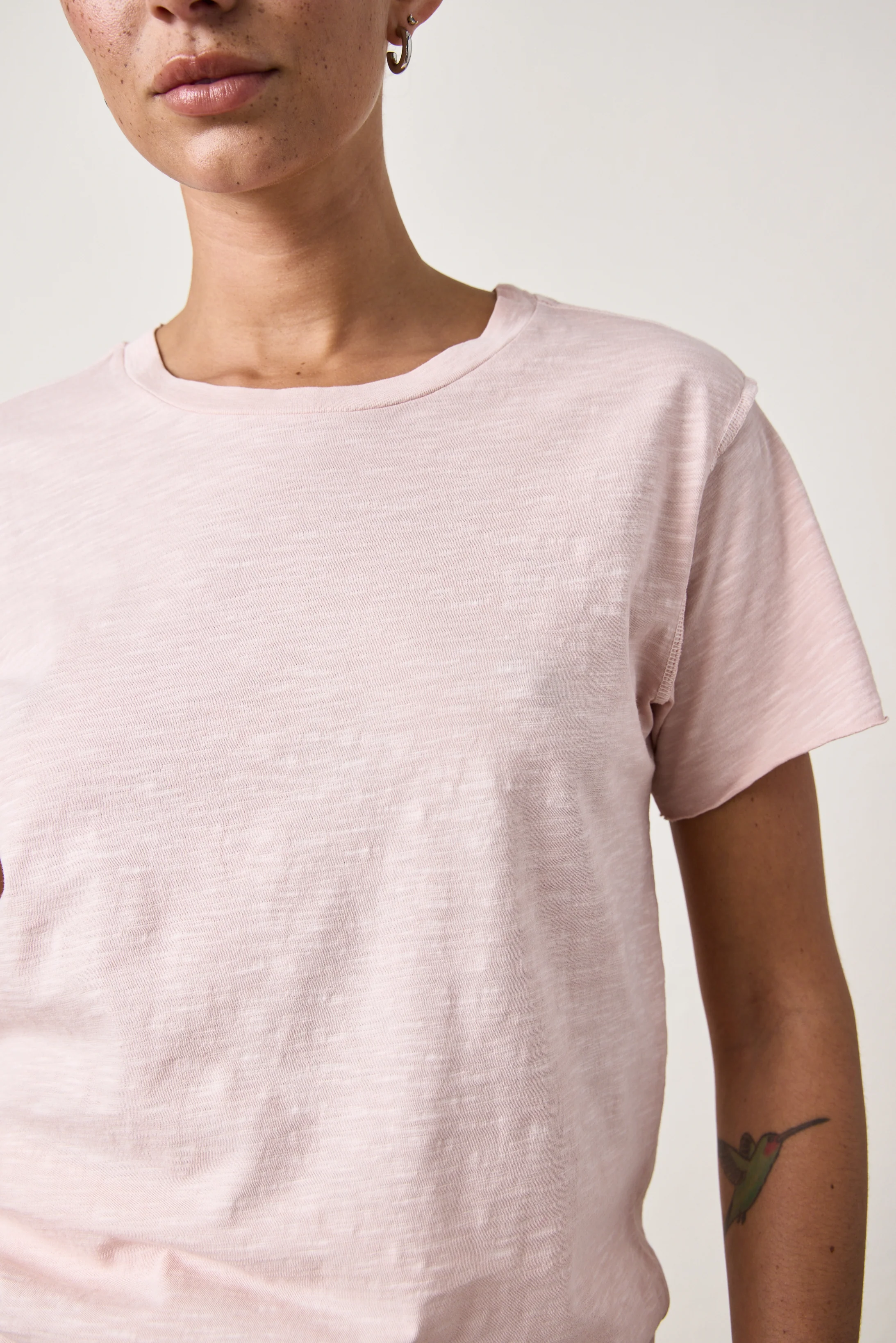 MOORE RELAXED SLUB JERSEY TEE / ROSY - Renuaun
