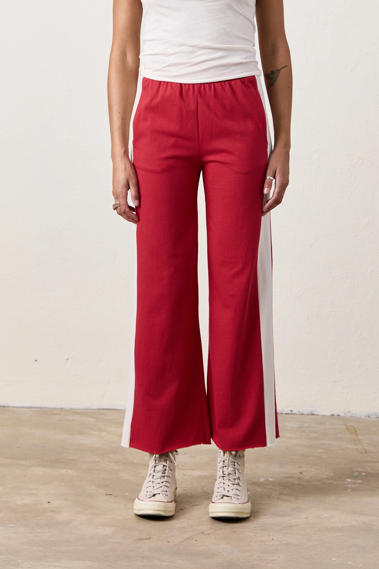 RILEY WIDE LEG JERSEY PANT / RED/IVORY - Renuaun