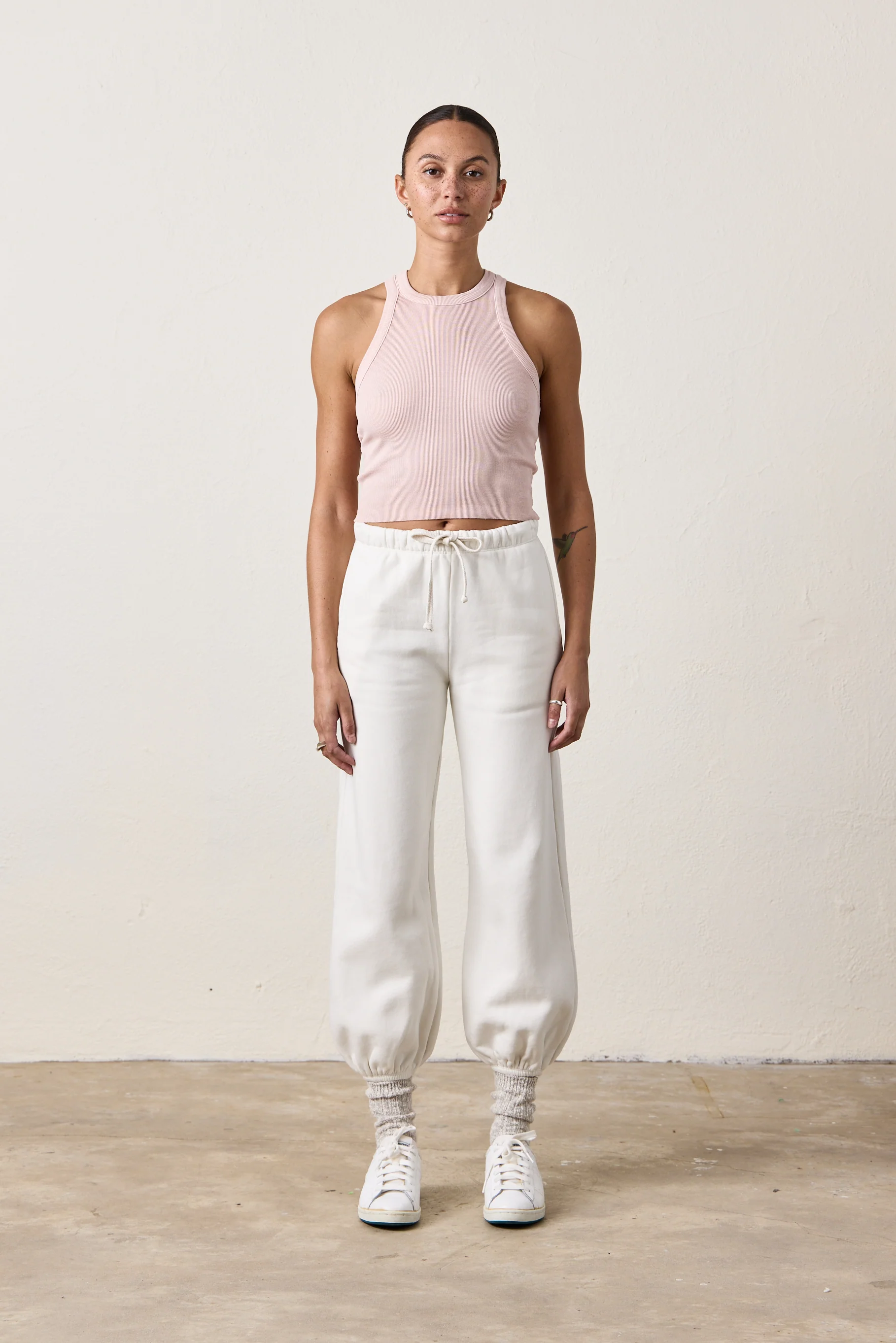 AMAYA FITTED CROP RIB TANK / ROSY - Renuaun