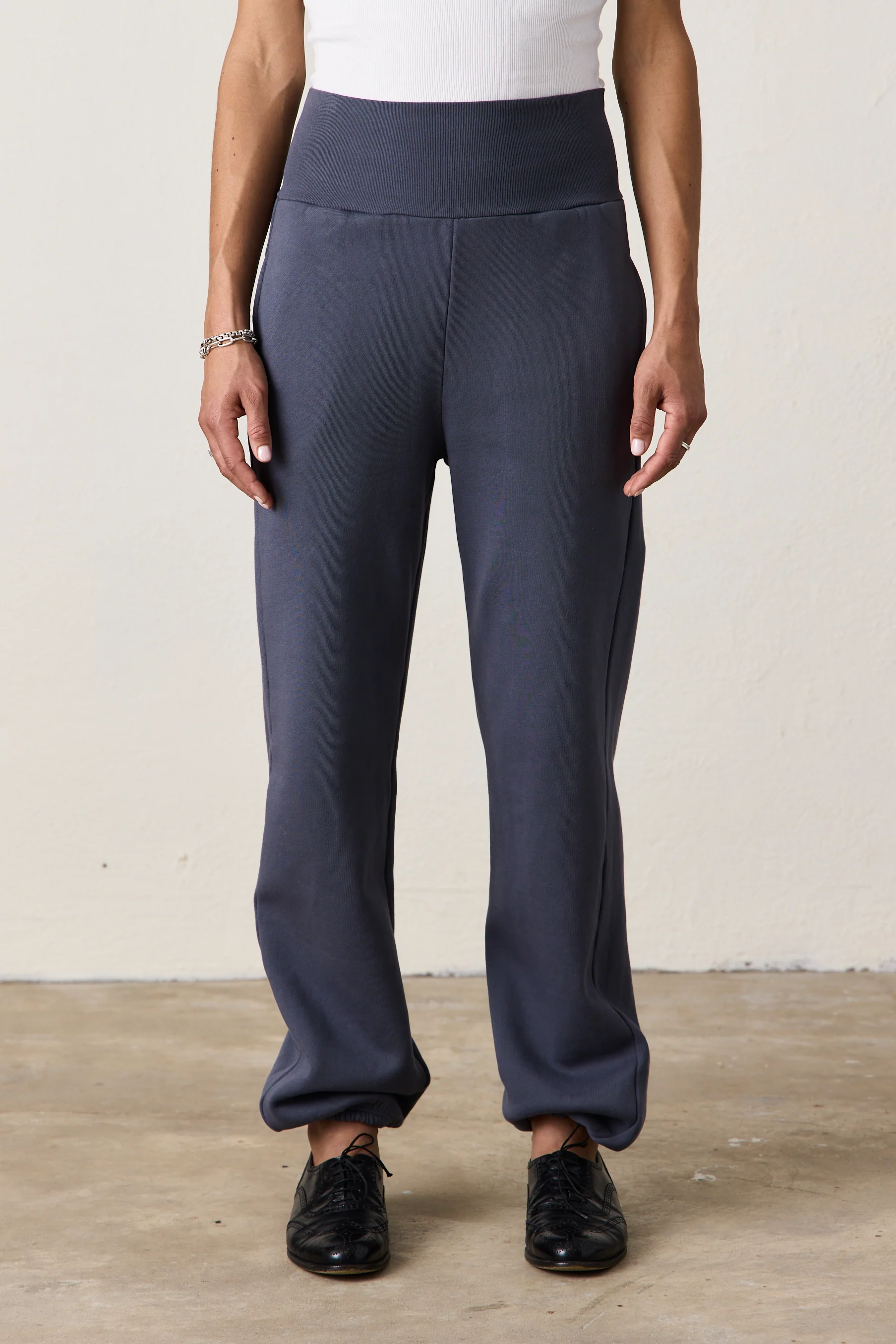 BLAKES RIB WAISTED COZY FLEECE SWEATPANT / FUME - Renuaun