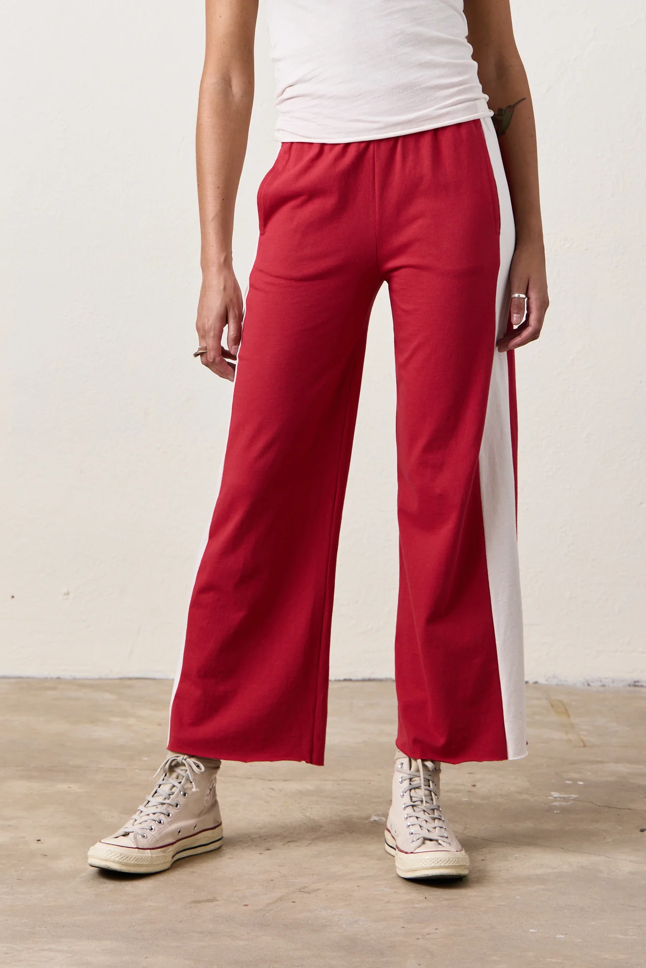 RILEY WIDE LEG JERSEY PANT / RED/IVORY - Renuaun